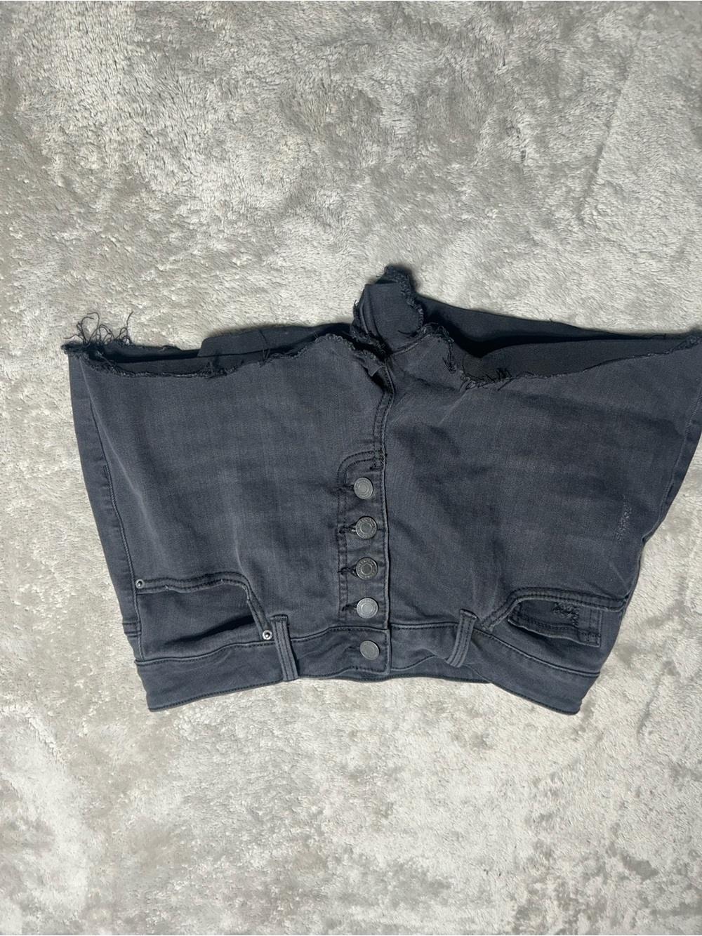 Time and Tru Women’s Denim Bermuda Shorts High Rise 5-Pocket Button Black Size10